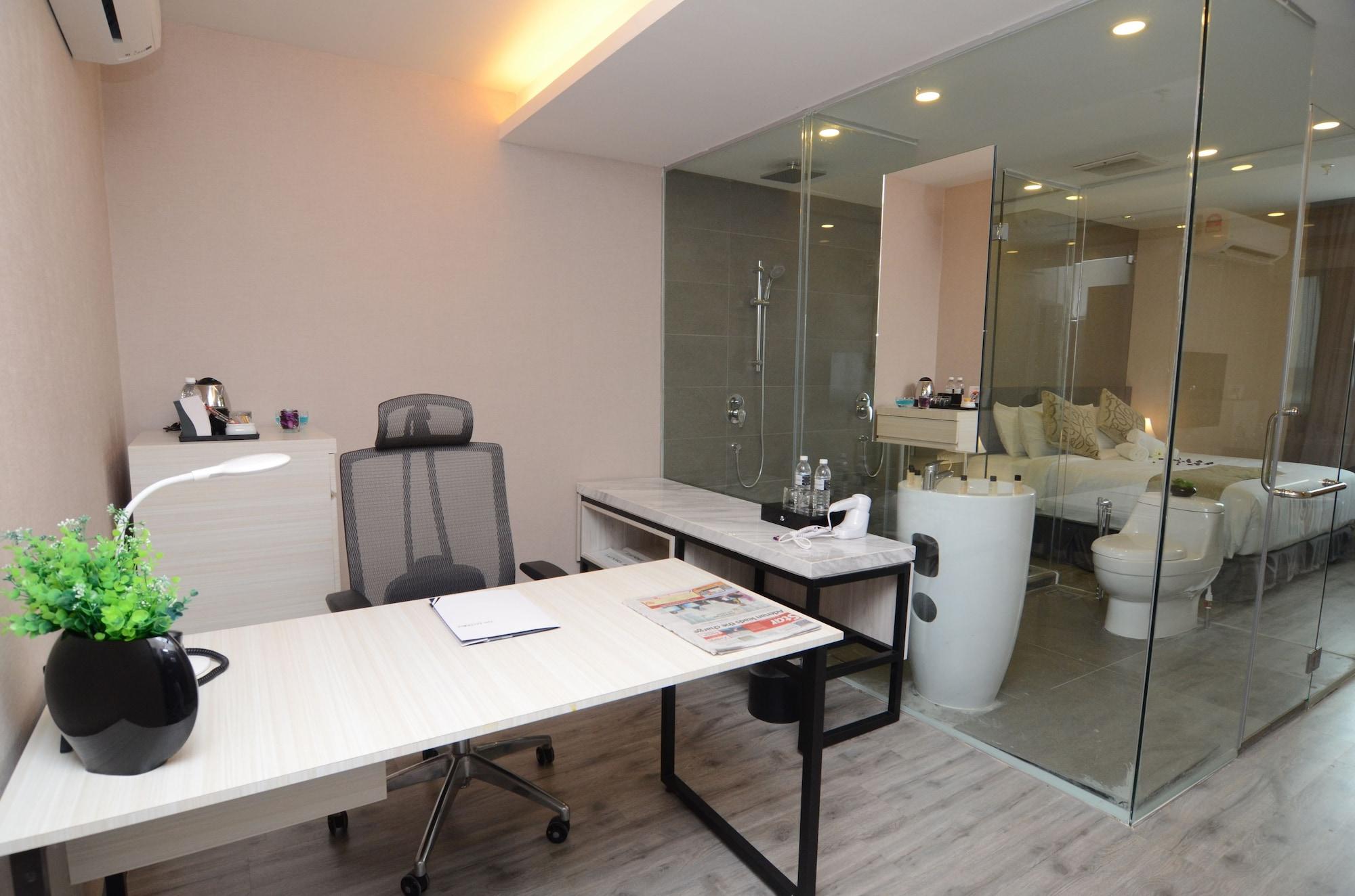 The Leverage Business hotel  Johor Bahru Exterior foto