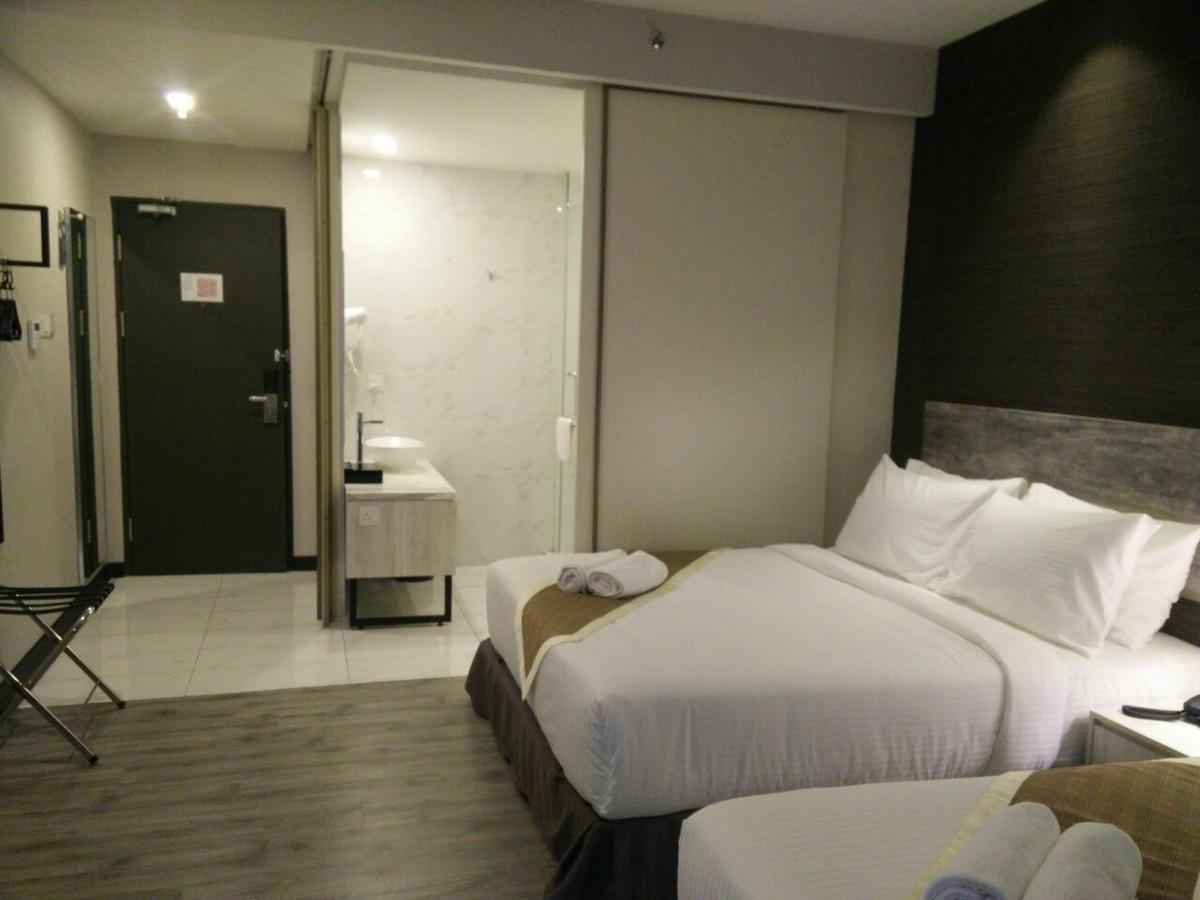 The Leverage Business hotel  Johor Bahru Exterior foto
