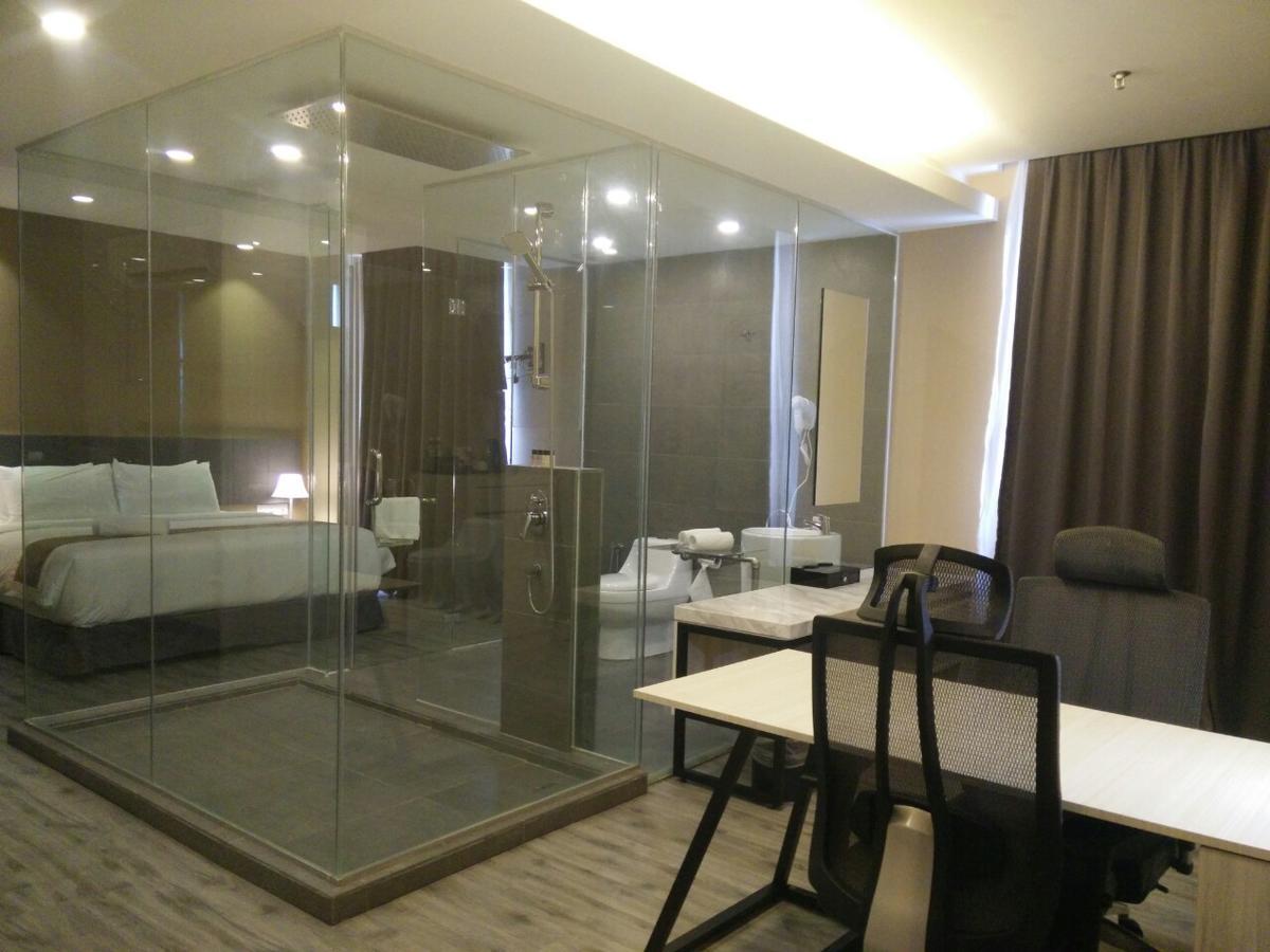 The Leverage Business hotel  Johor Bahru Exterior foto