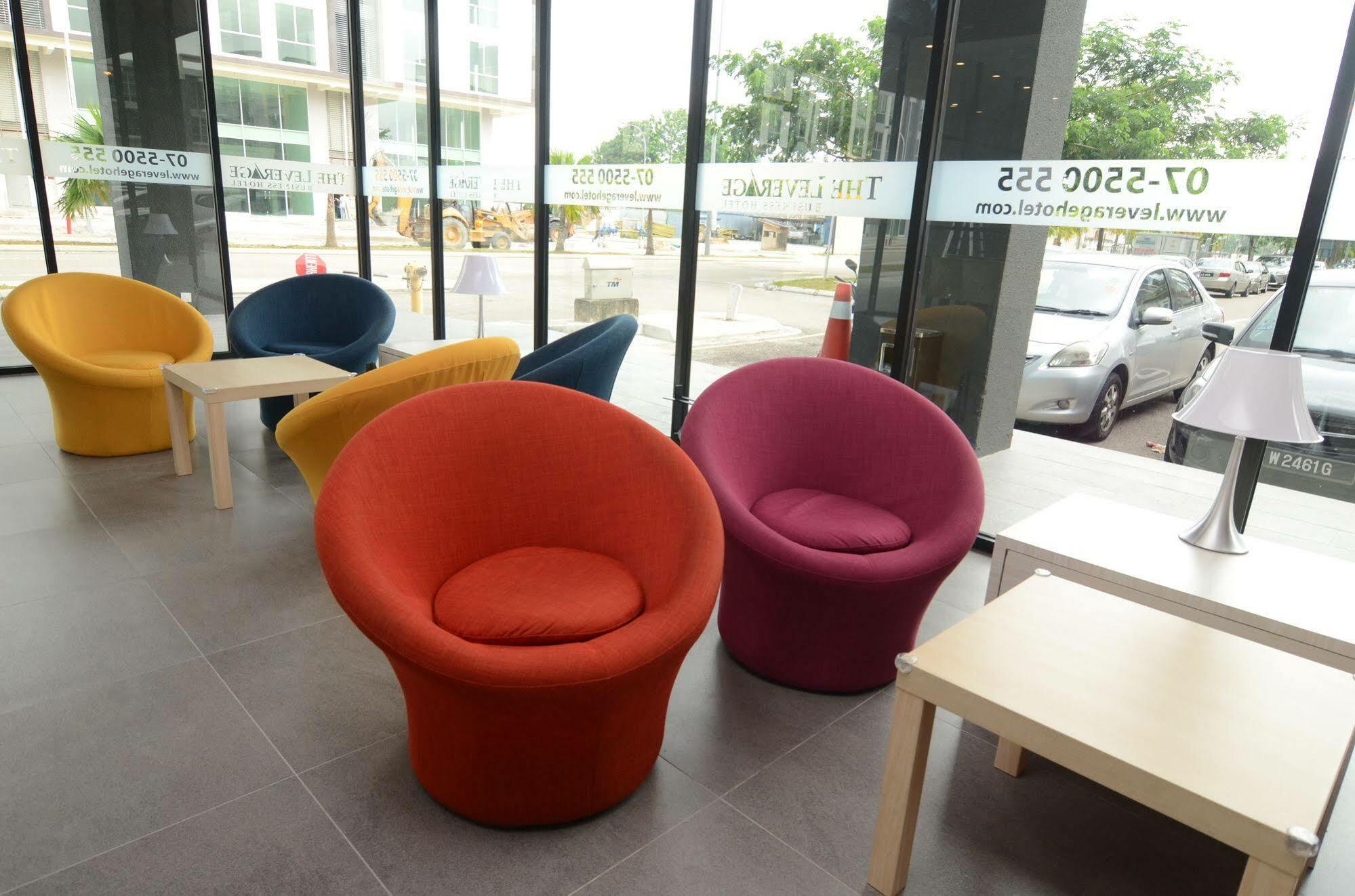 The Leverage Business hotel  Johor Bahru Exterior foto